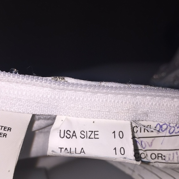 Mori Lee by Madeline Gardner White Beaded Wedding Dress Size 10 New with Tag - Picture 10 of 16